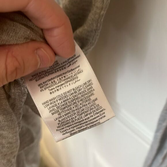 BCBGeneration Turtlenecklong sleeve  Sweater EUC XSmall - Picture 6 of 8